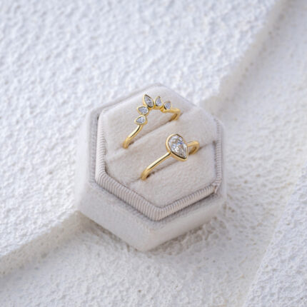 1.2 CT Pear Cut Moissanite Diamond Ring Set